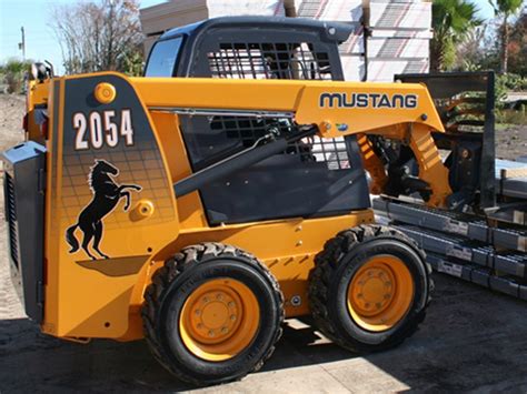 https wichita.craigslist.org hvo d mustang-2054-skid-steer 6485873950.html|2001 Mustang Skidsteer .